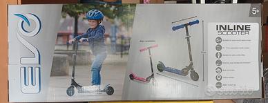 Scooter a 2 ruote pieghevole e regolabile blu EVO