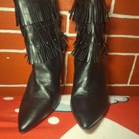 stivaletti con frange in pelle e cuoio