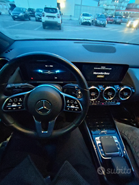 Mercedes classe B 180 D full con tetto panoramico