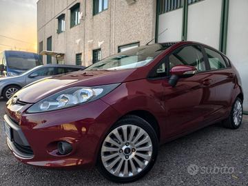 Ford Fiesta 1.2 BENZINA 5 PORTE NEOPATENTATI PARI 