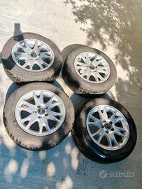 4 Cerchi Originali Volvo V70 16 + Gomme Invernali