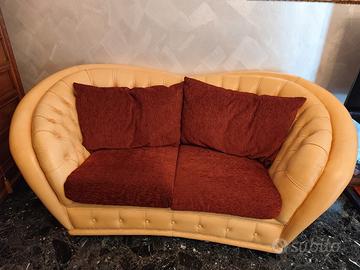 divano due posti italiano