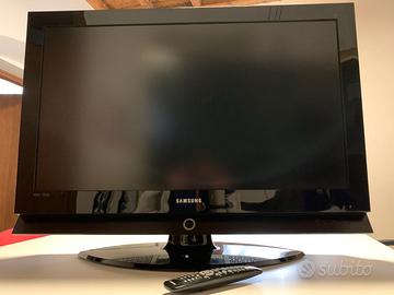 TV LCD Samsung 40"
