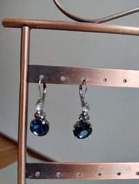 Orecchini pietra blu