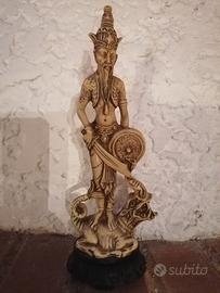 Soprammobili di stile etnico orientale