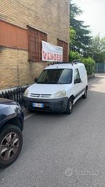 Citroen Berlingo 2007 - 140.000 km