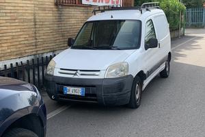 Citroen Berlingo 2007 - 140.000 km