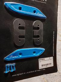 tappi specchio tmax 2012-