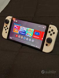 Nintendo Switch Oled + Giochi e Accessori