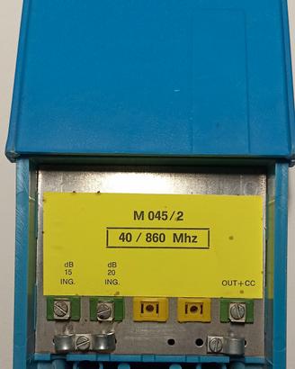 Amplificatore per antenna da palo M 045/2