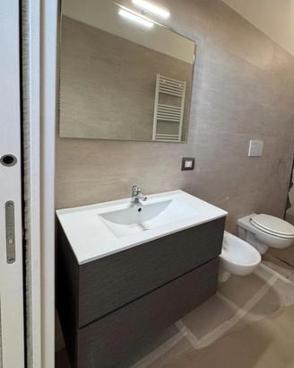 Mobile bagno + specchio