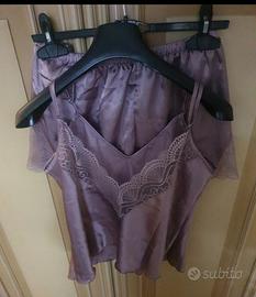 set con top e short con pizzo effetto seta