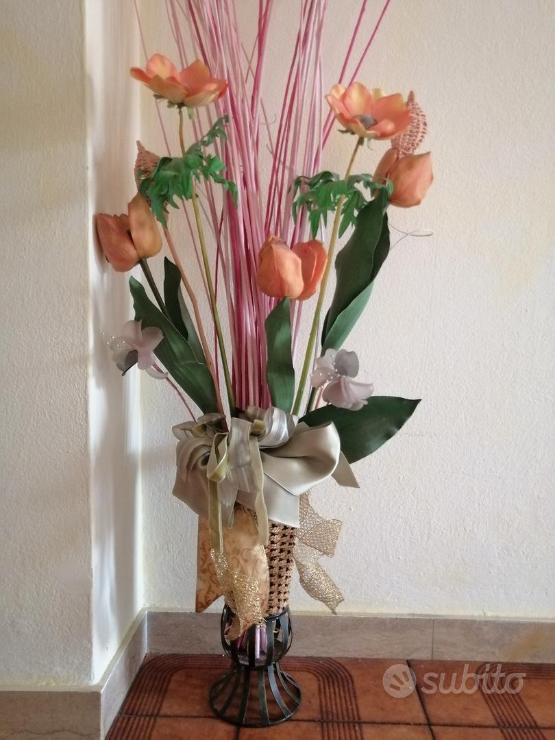 vasi con fiori finti - Arredamento e Casalinghi In vendita a Milano