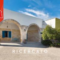 Villa indipendente fronte mare