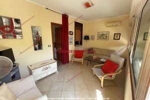 Casa, Campofelice di Roccella.