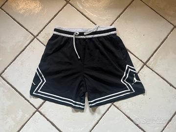 Pantaloncini jordan neri bianchi