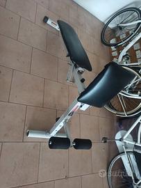 Panca  inclinata per addome lombari e petto