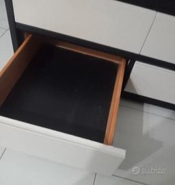 GRATIS MOBILE CON RUOTE E CASSETTI