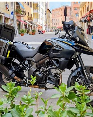 Suzuki  v strom 1000 2020