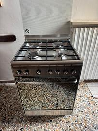 Cucina gas Smeg in acciaio