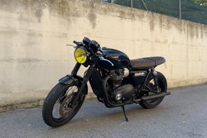 Triumph Bonneville T100 Black