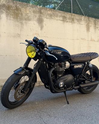 Triumph Bonneville T100 Black