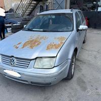 Ricambi Volkswagen Bora Variant 1.9 TDI del 2002