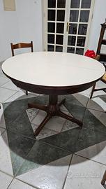 Tavolo tondo estendibile in formica e ciliegio