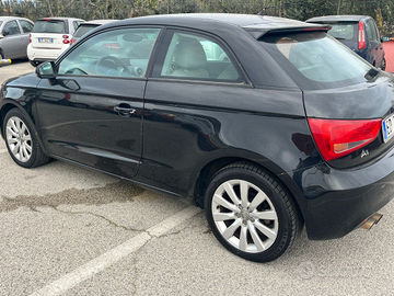 Audi A1 s tronic automatico