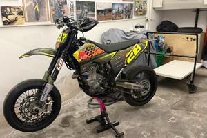 Ktm smr 450 factory solo pista