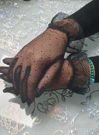 Guanti in pizzo nero