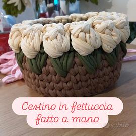 cestino in fettuccia ad uncinetto 
