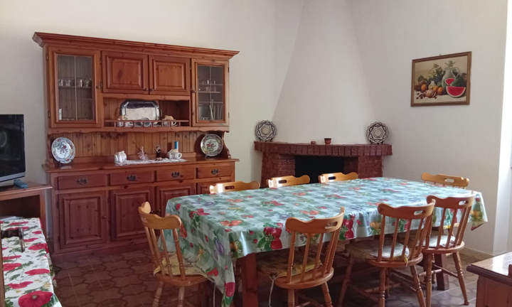 Bancali in bifamiliare, 5 vani, terreno, 143.000