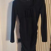 Vestito nero a maniche lunghe, taglia M
