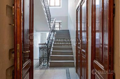 Appartamento di 150 m² con 5 locali a Como