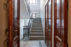 Appartamento di 150 m² con 5 locali a Como