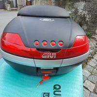 Bauletto posteriore  Givi V46 per moto