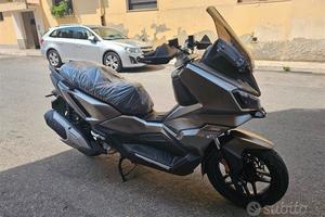 Sym adx 300 euro 5 + tcs abs smart key tft usb