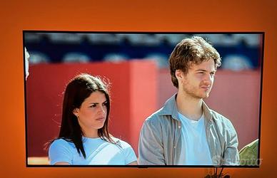 Samsung Crystal UHD 4K Smart Tv 2022