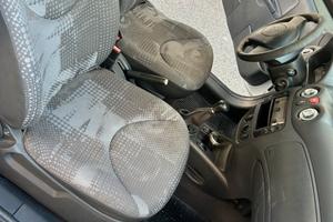 Citroen c2 autocarro