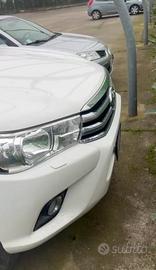 frontale toyota hilux