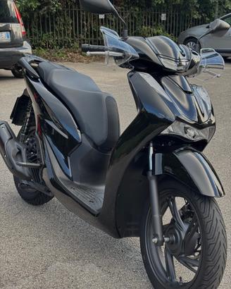 Honda SH 125 Total Black (2025) – Kit Malossi