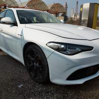 Alfa Romeo Giulia 2.2 Turbodiesel 210 CV AT8 AWD Q
