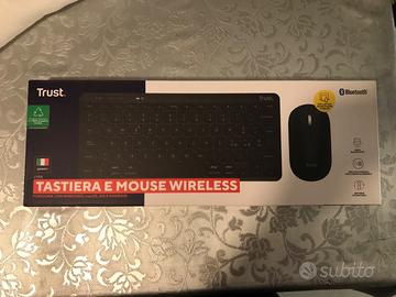 Tastiera e mouse wireless