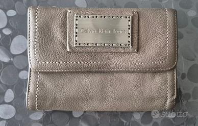 💳 Portafoglio Calvin Klein Jeans – Grigio Bronzo