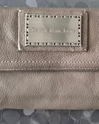 💳 Portafoglio Calvin Klein Jeans – Grigio Bronzo