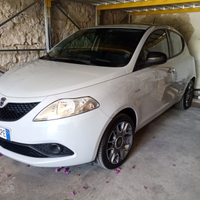 Ypsilon 1.2 69cv s&s GOLD perfetta