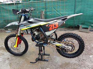 HUSQUARNA TC 85