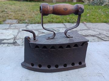 Oggetti in rame primo 900