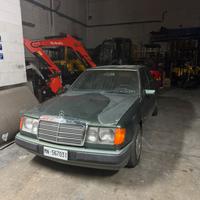 Mercedes 200E
